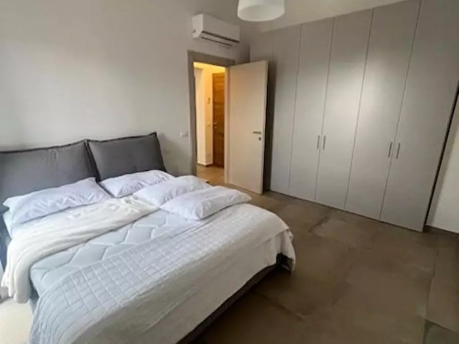 Immagine 6 di Appartamento in affitto  a Carrara