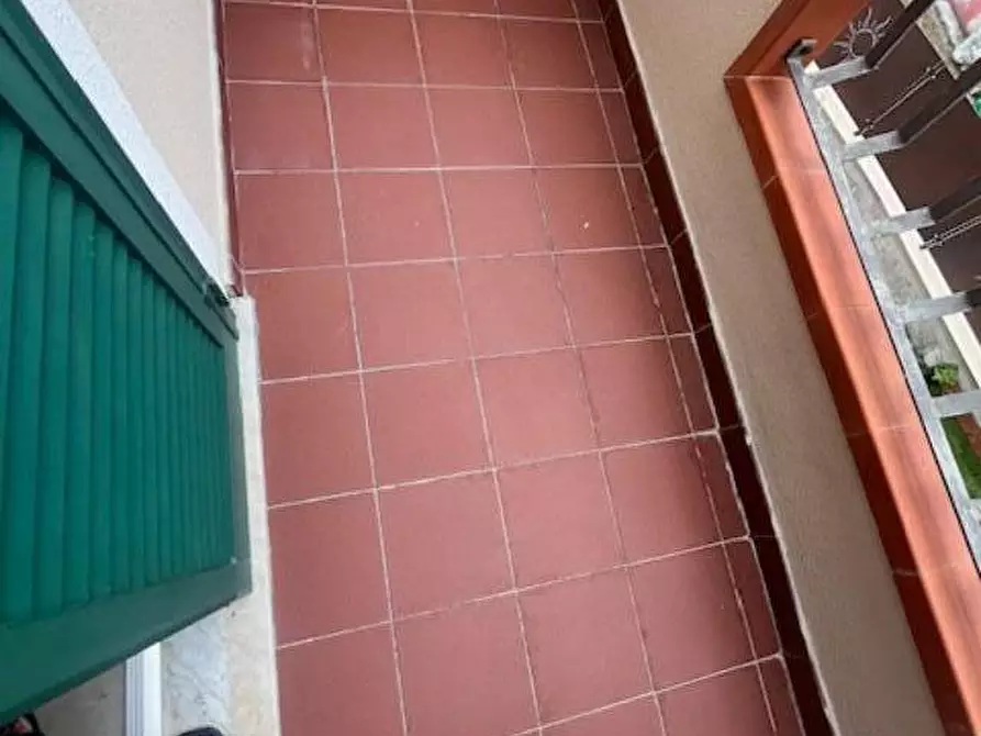 Immagine 7 di Appartamento in affitto  a Carrara