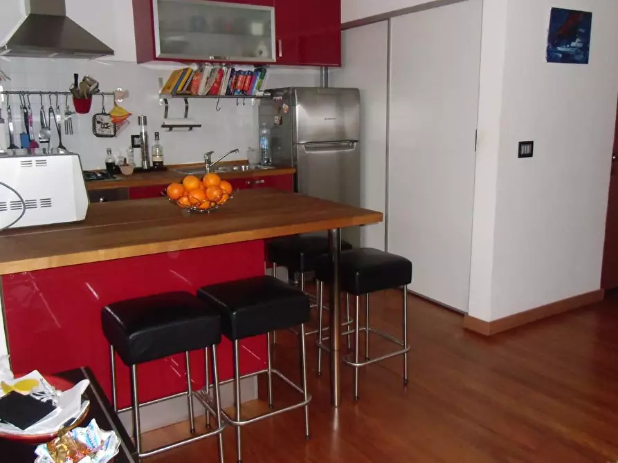 Immagine 2 di Appartamento in vendita  a Camaiore