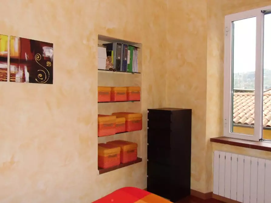 Immagine 12 di Appartamento in vendita  a Camaiore