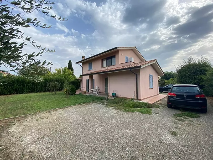 casa indipendente in vendita a Calcinaia
