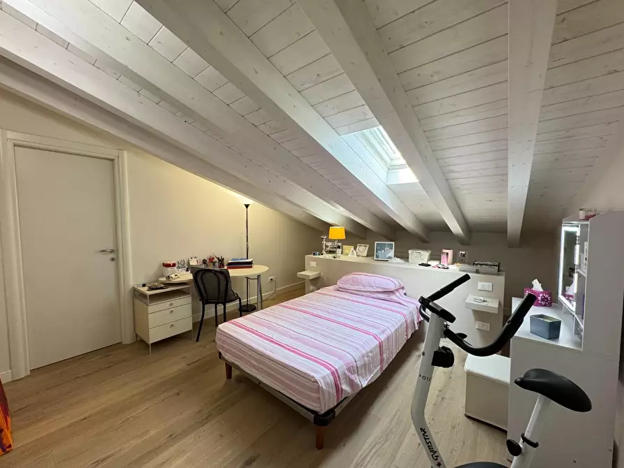 Immagine 41 di Casa bifamiliare in vendita  a Altopascio