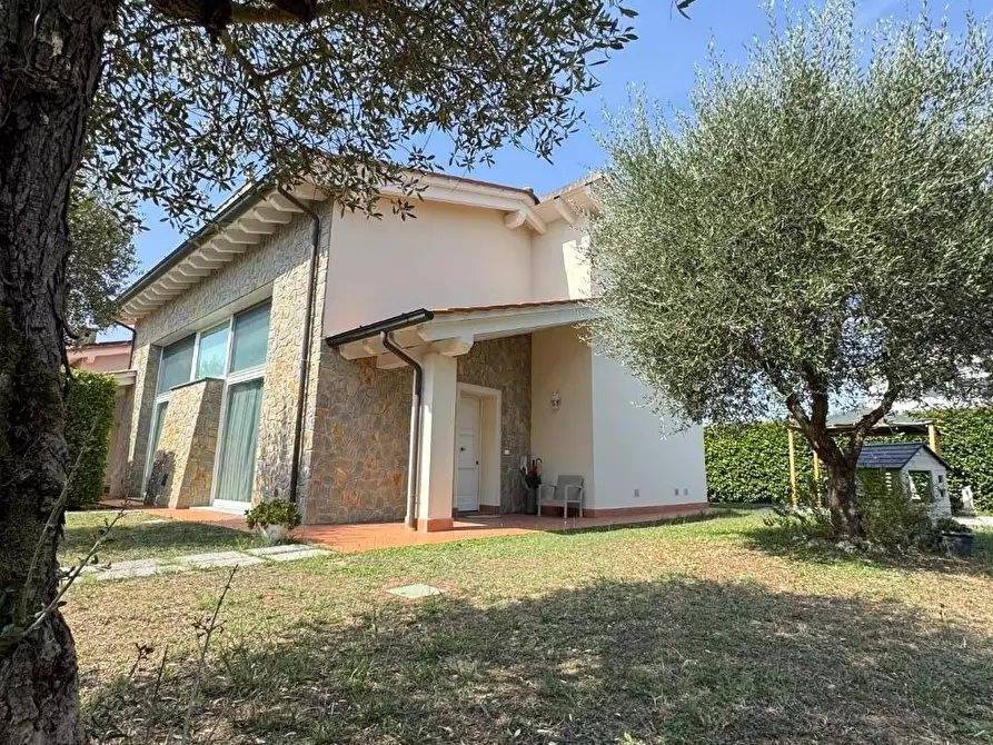 Immagine 55 di Casa bifamiliare in vendita  a Altopascio