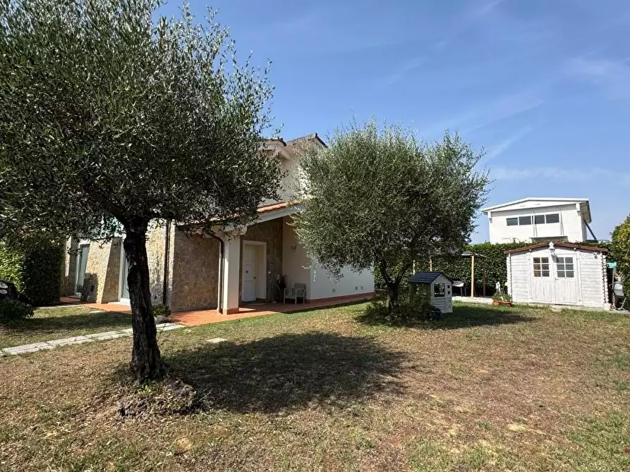 Immagine 51 di Casa bifamiliare in vendita  a Altopascio