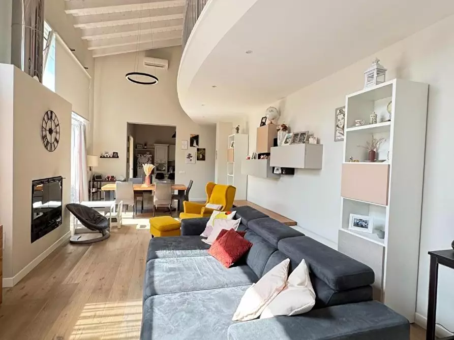 Immagine 3 di Casa bifamiliare in vendita  a Altopascio