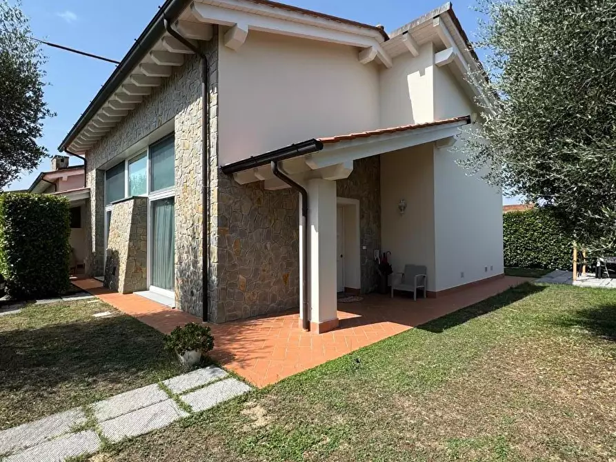 Immagine 54 di Casa bifamiliare in vendita  a Altopascio