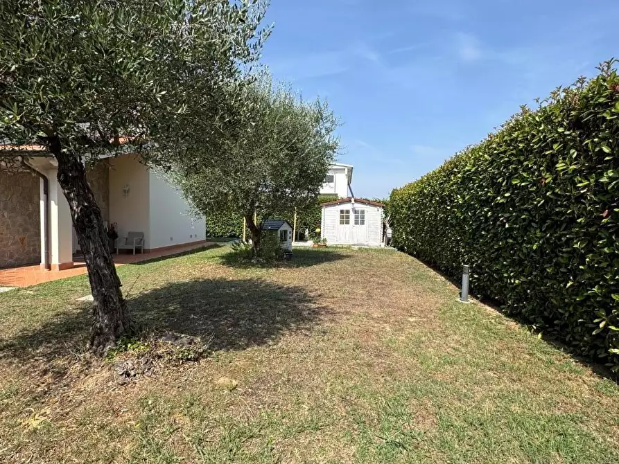 Immagine 56 di Casa bifamiliare in vendita  a Altopascio