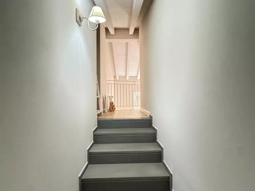 Immagine 36 di Casa bifamiliare in vendita  a Altopascio