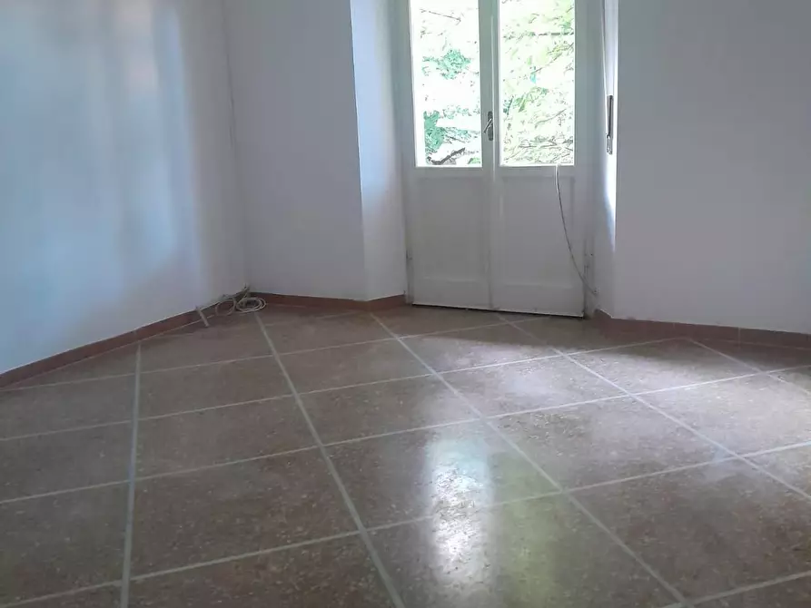 Immagine 5 di Appartamento in vendita  a Livorno