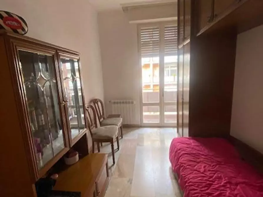 Immagine 10 di Appartamento in vendita  a Lucca