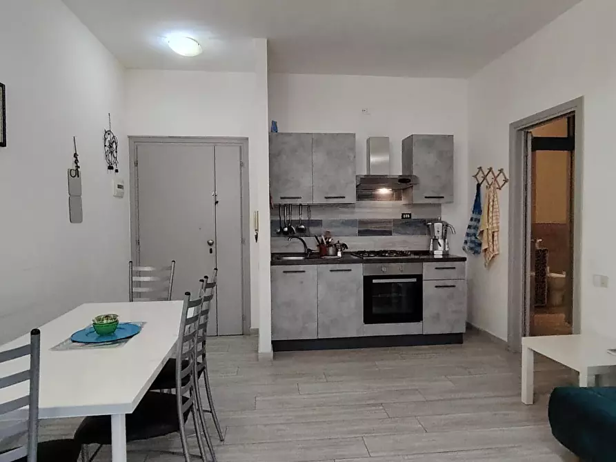 Immagine 3 di Appartamento in vendita  a Carrara