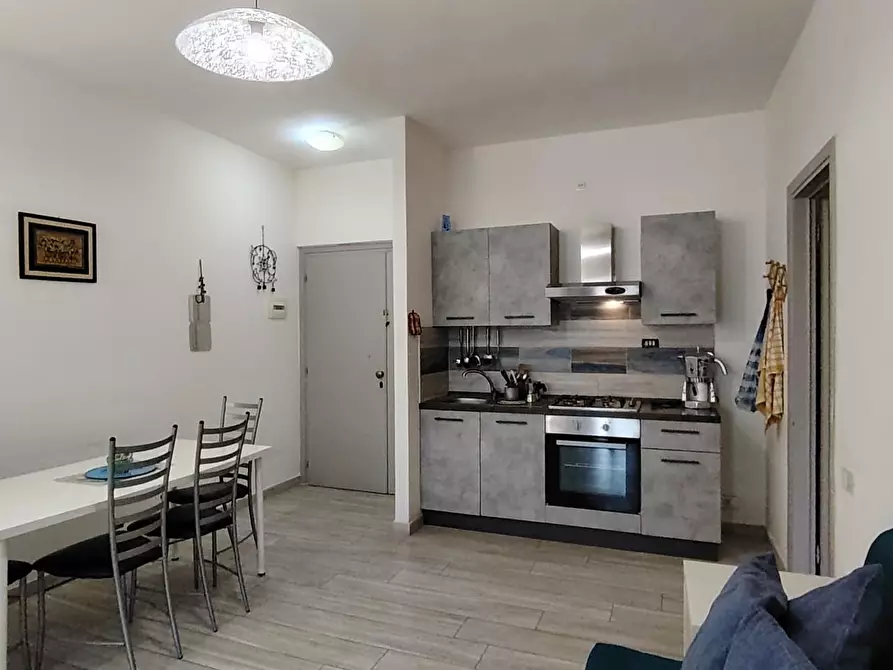 Immagine 10 di Appartamento in vendita  a Carrara