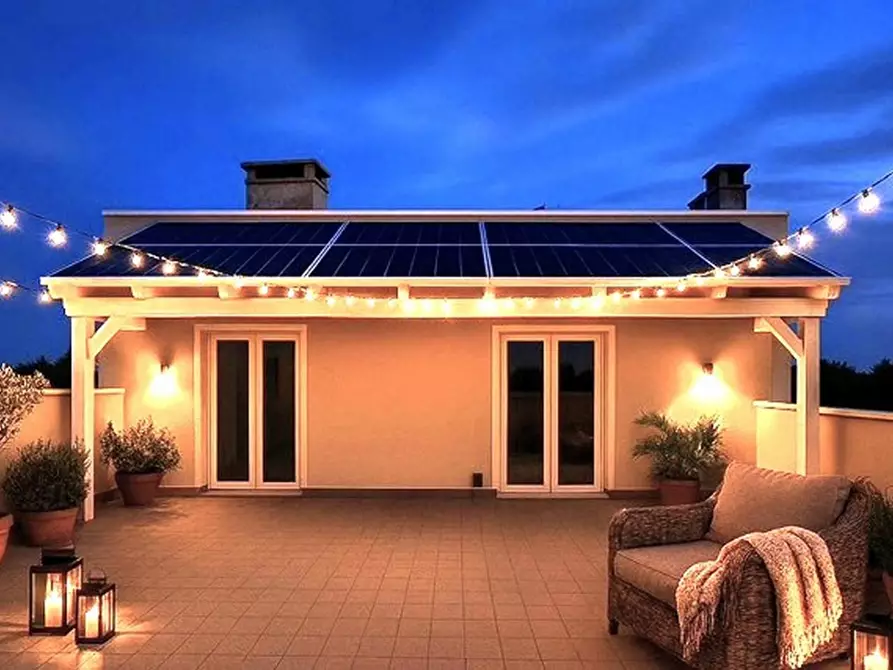 Immagine 7 di Mansarda in vendita  a Massa