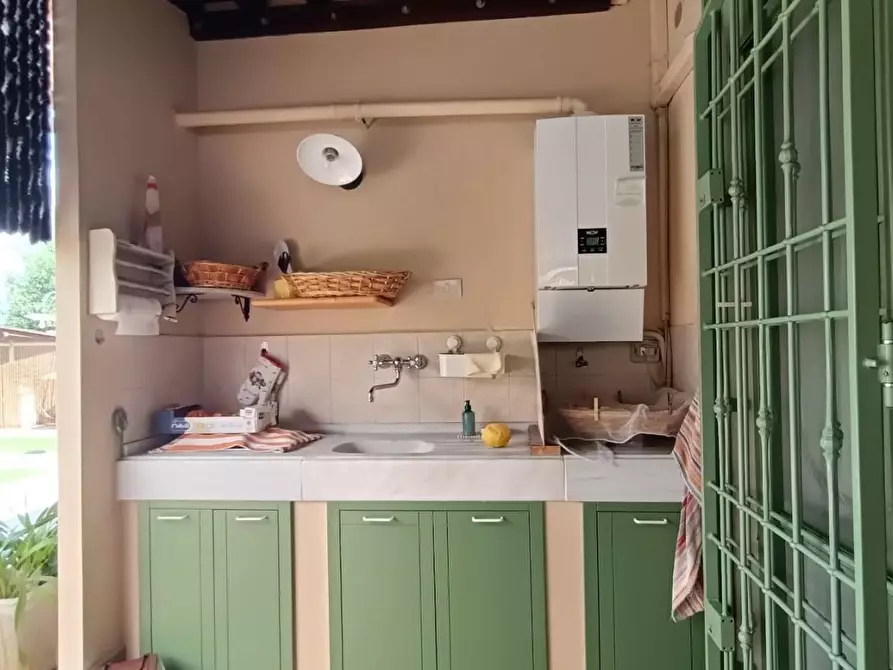 Immagine 11 di Casa indipendente in vendita  a Vecchiano