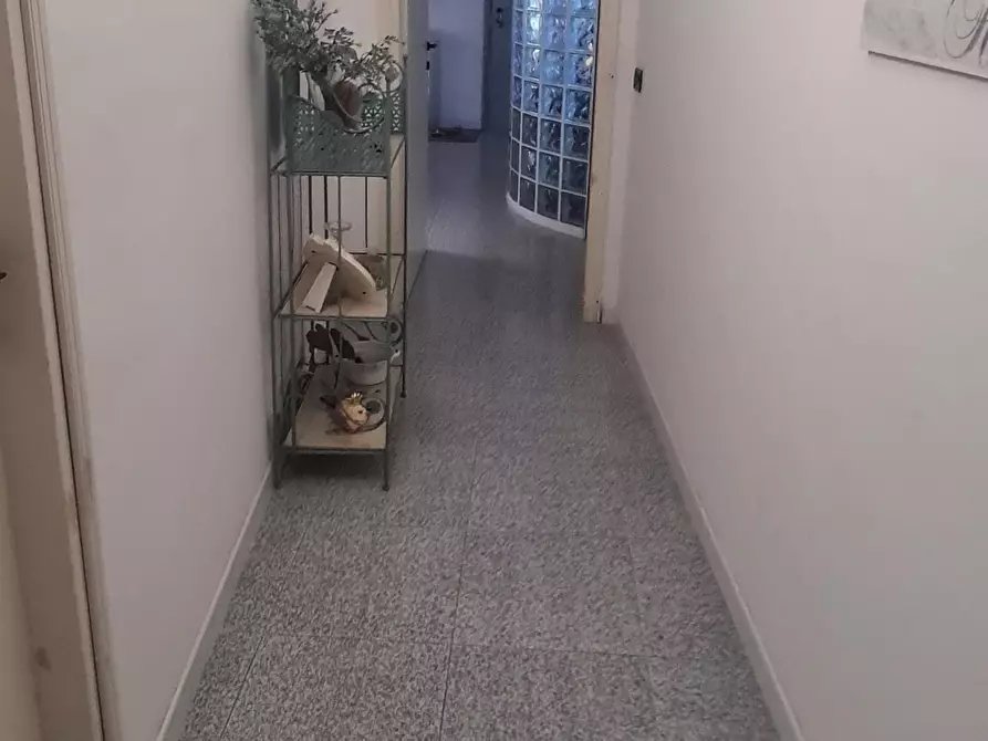 Immagine 25 di Appartamento in vendita  a Livorno