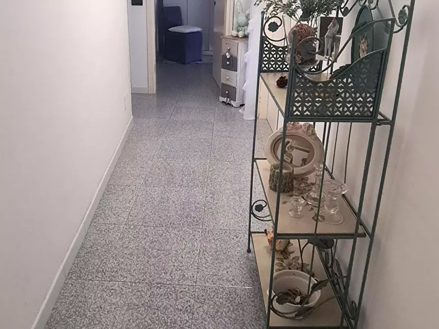 Immagine 15 di Appartamento in vendita  a Livorno