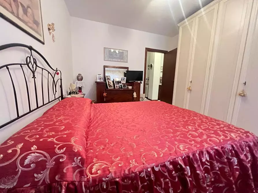 Immagine 23 di Appartamento in vendita  a Colle Di Val D'elsa