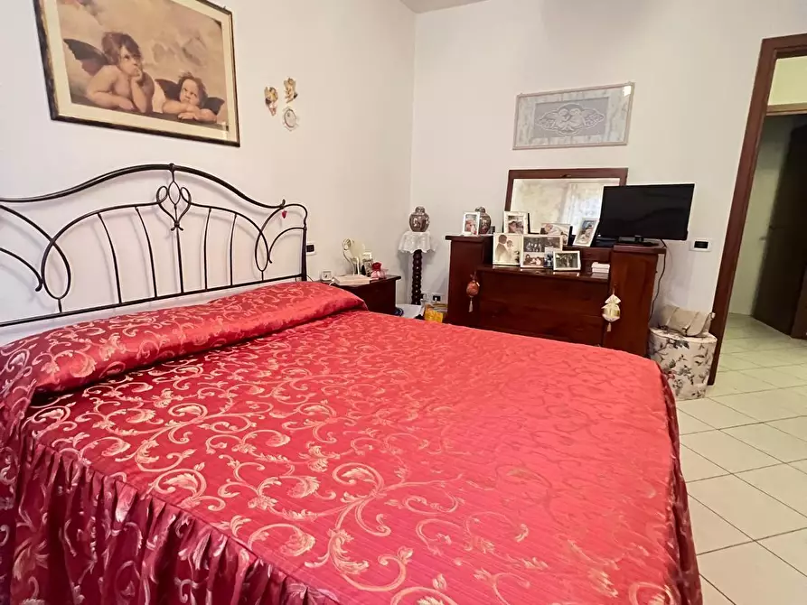 Immagine 22 di Appartamento in vendita  a Colle Di Val D'elsa