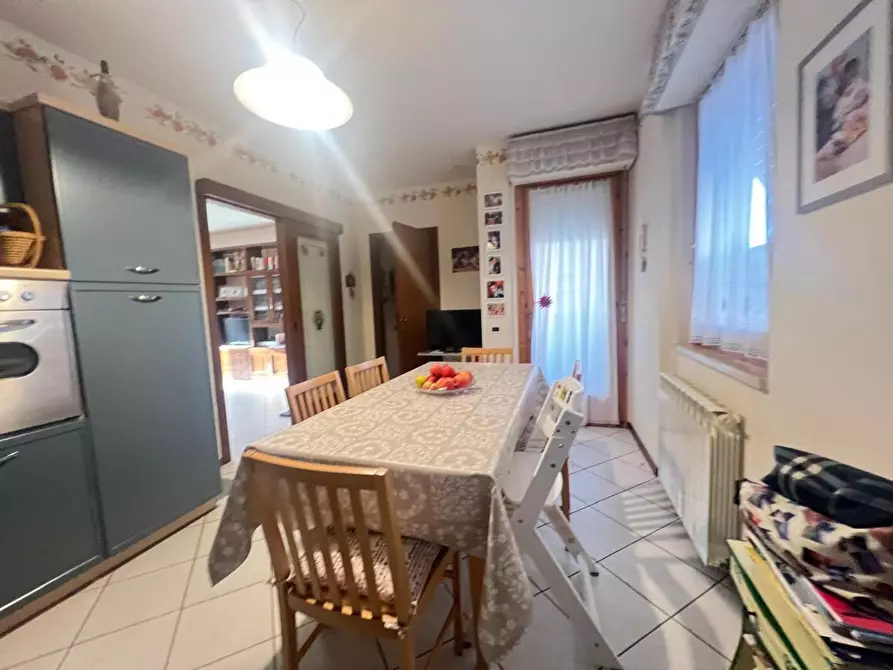 Immagine 6 di Appartamento in vendita  a Colle Di Val D'elsa