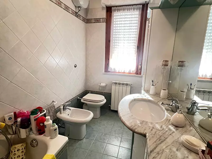 Immagine 20 di Appartamento in vendita  a Colle Di Val D'elsa