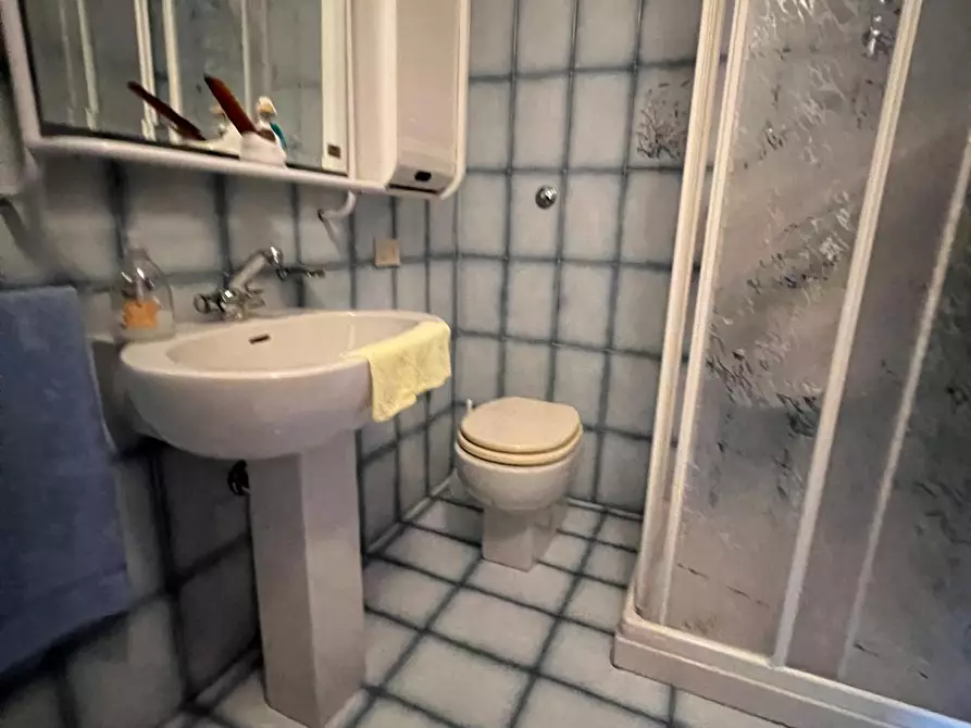 Immagine 37 di Appartamento in vendita  a Colle Di Val D'elsa