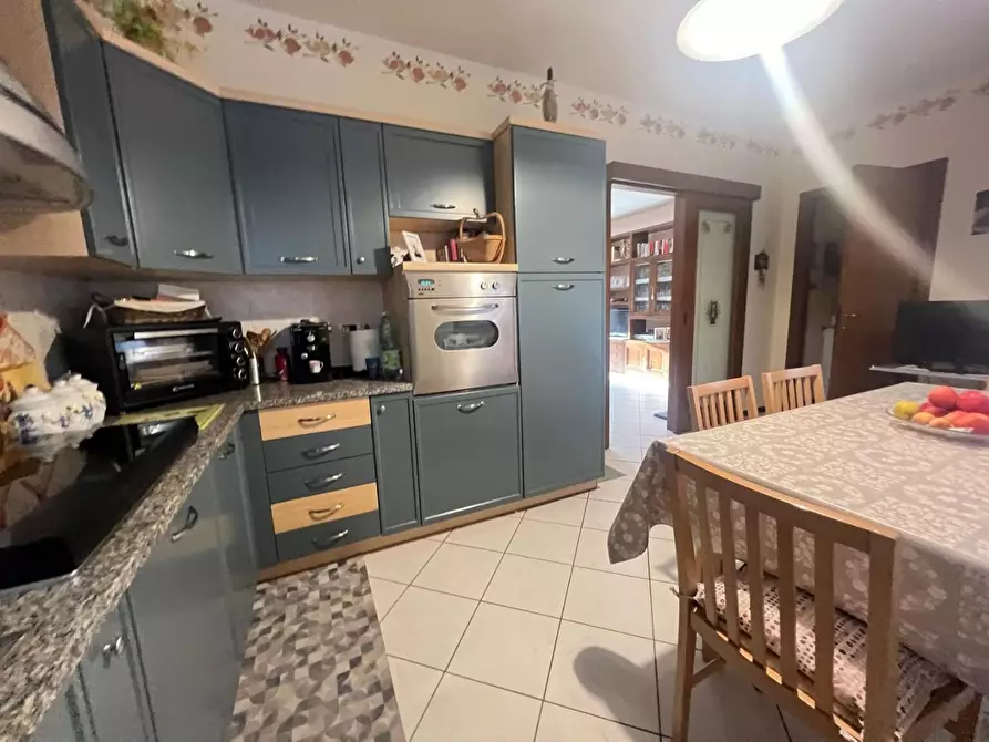 Immagine 1 di Appartamento in vendita  a Colle Di Val D'elsa