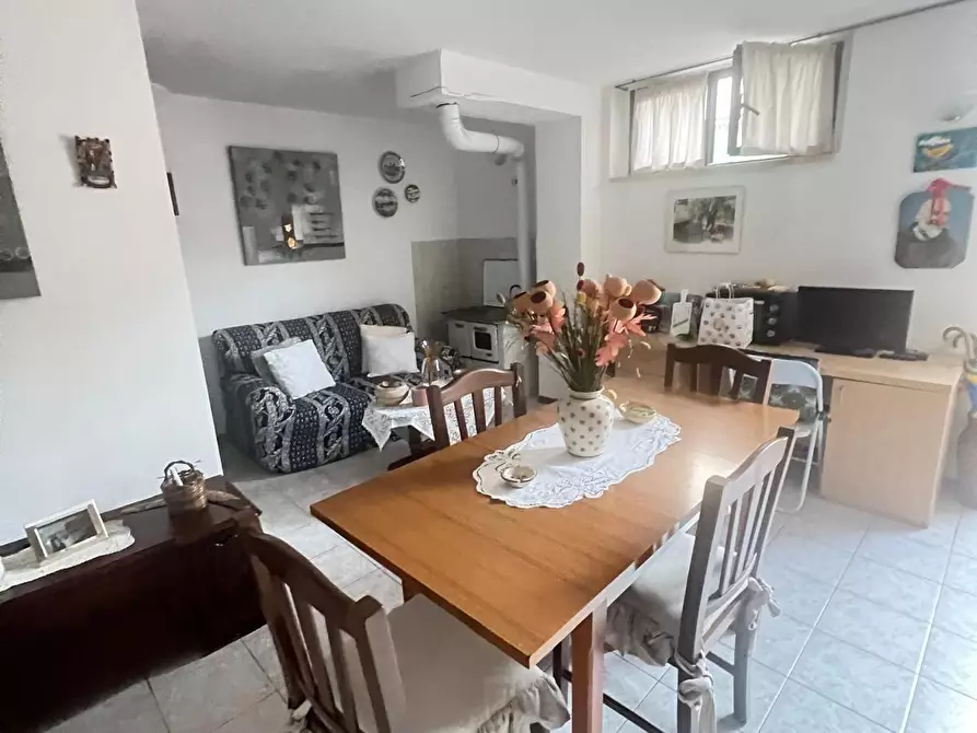 Immagine 36 di Appartamento in vendita  a Colle Di Val D'elsa