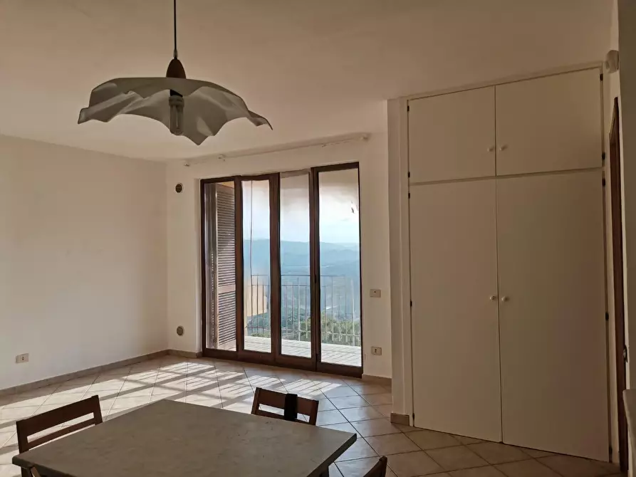 Immagine 37 di Appartamento in vendita  a Casole D'elsa