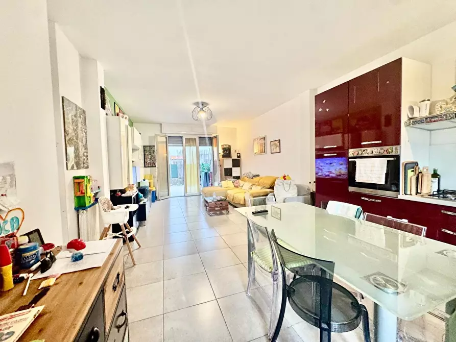 Immagine 4 di Appartamento in vendita  a Massa