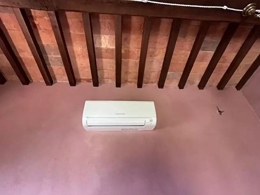 Immagine 28 di Casa colonica in vendita  a Chianni