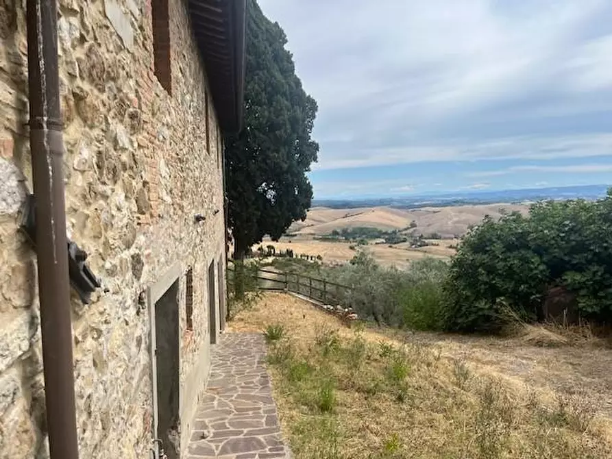 Immagine 35 di Casa colonica in vendita  a Chianni