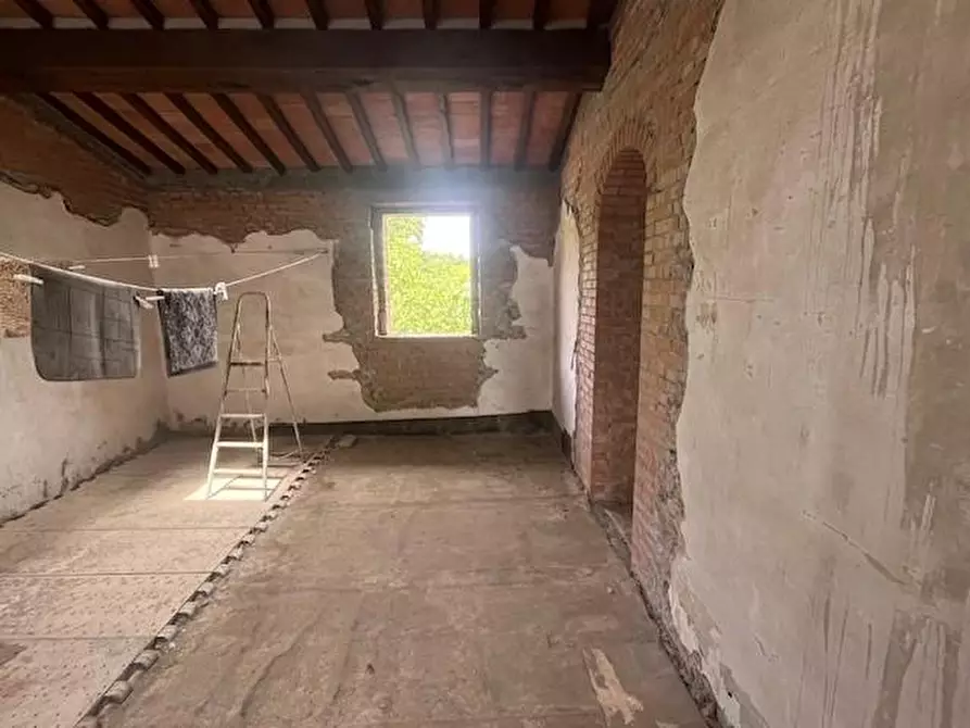 Immagine 31 di Casa colonica in vendita  a Chianni
