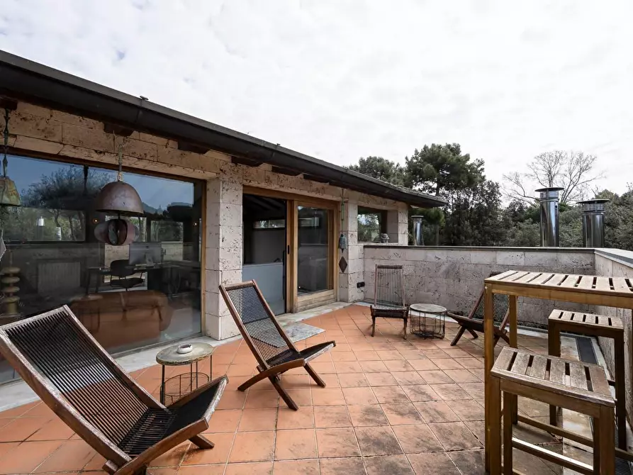 Immagine 41 di Villa in vendita  a Massa