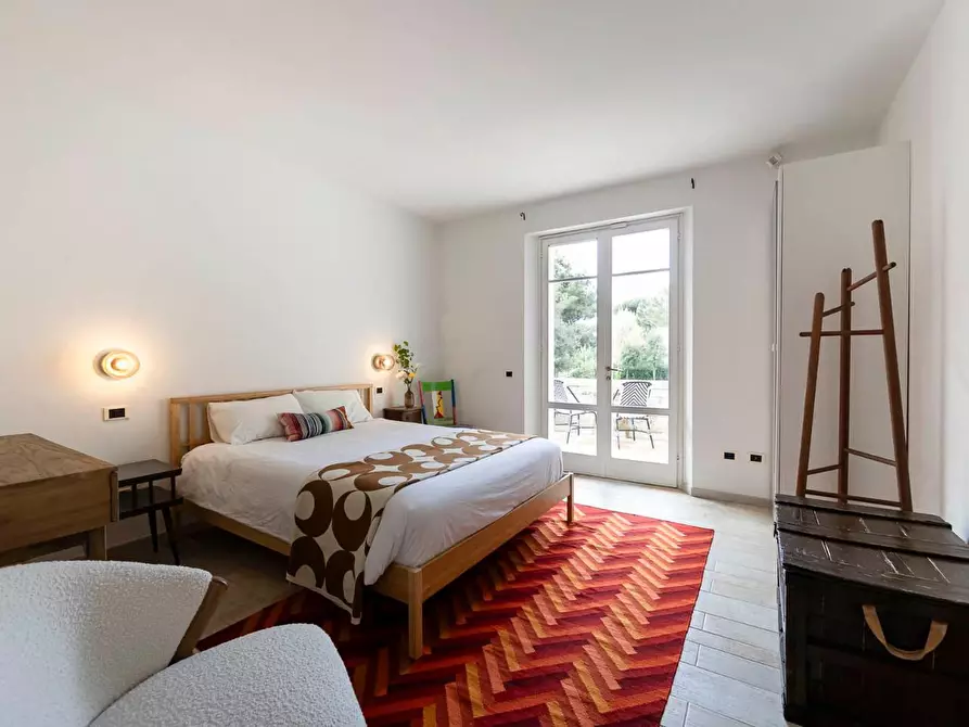 Immagine 34 di Villa in vendita  a Massa