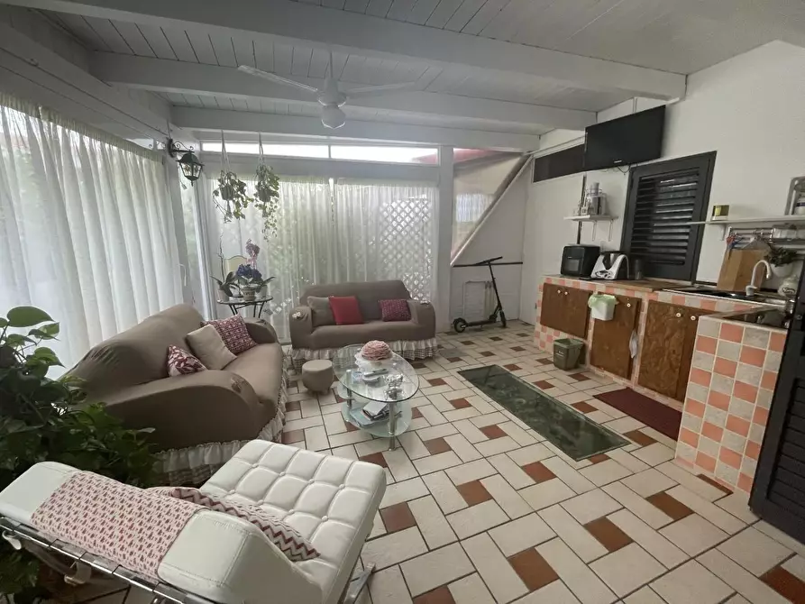 Immagine 8 di Villetta a schiera in vendita  a Taranto