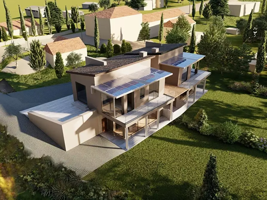 Immagine 1 di Porzione di casa in vendita  a Siena