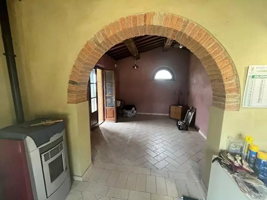 Immagine 21 di Azienda agricola in vendita  a Chianni