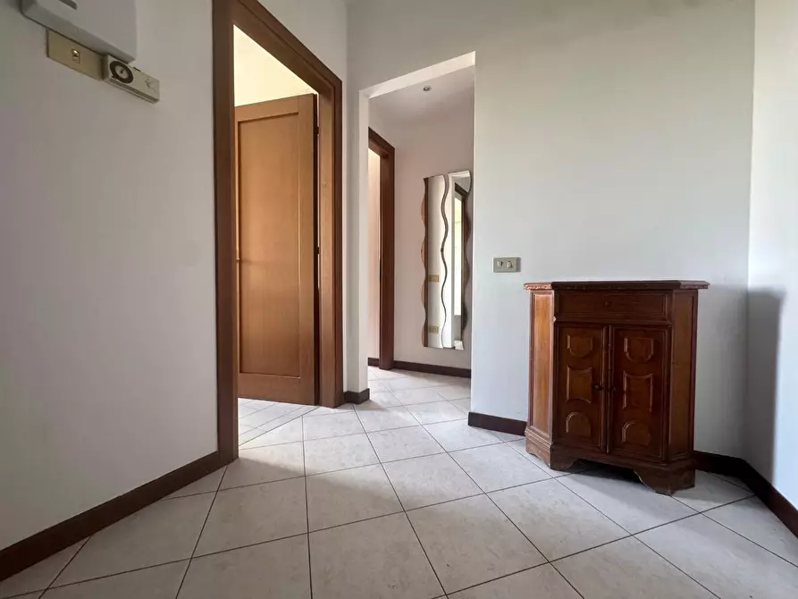 Immagine 14 di Villetta a schiera in vendita  a Massa