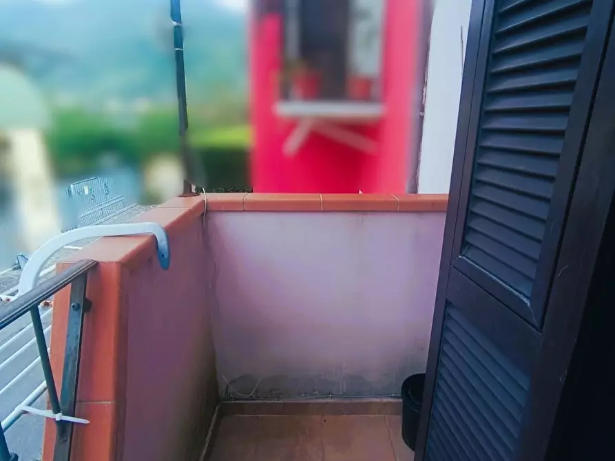 Immagine 29 di Terratetto in vendita  a Massa