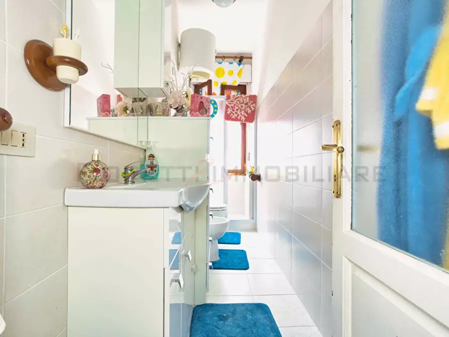 Immagine 21 di Appartamento in vendita  a Campiglia Marittima