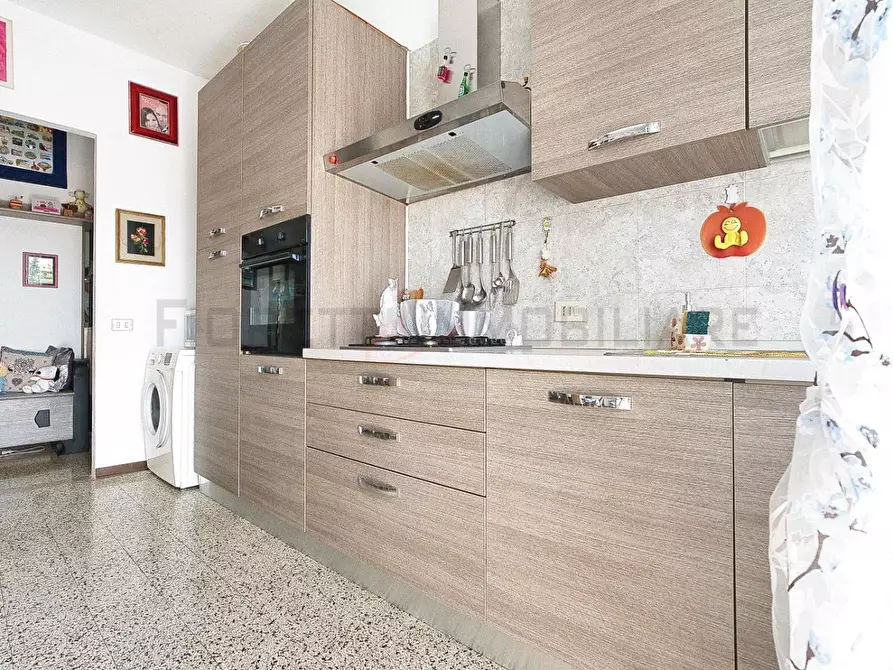 Immagine 14 di Appartamento in vendita  a Campiglia Marittima
