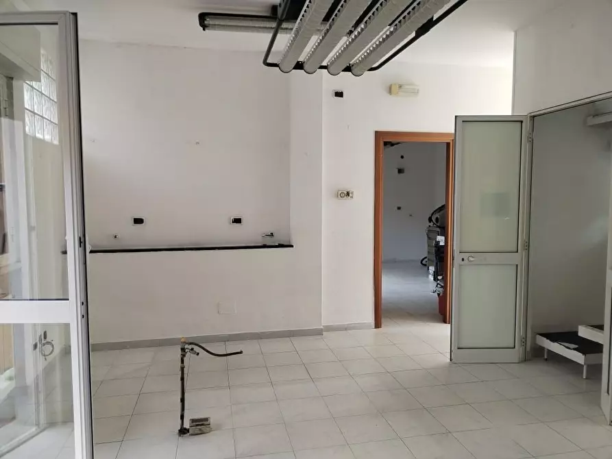 Immagine 4 di Casa indipendente in vendita  a Massa