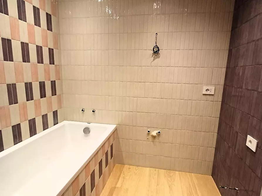 Immagine 15 di Appartamento in vendita  a Empoli