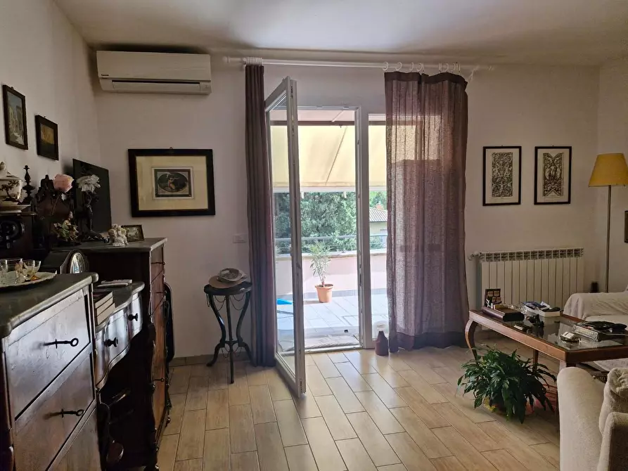 Immagine 8 di Appartamento in vendita  a Campiglia Marittima