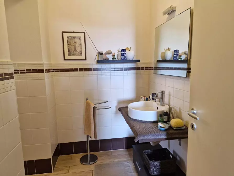 Immagine 19 di Appartamento in vendita  a Campiglia Marittima