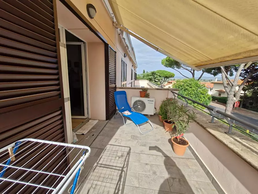 Immagine 10 di Appartamento in vendita  a Campiglia Marittima