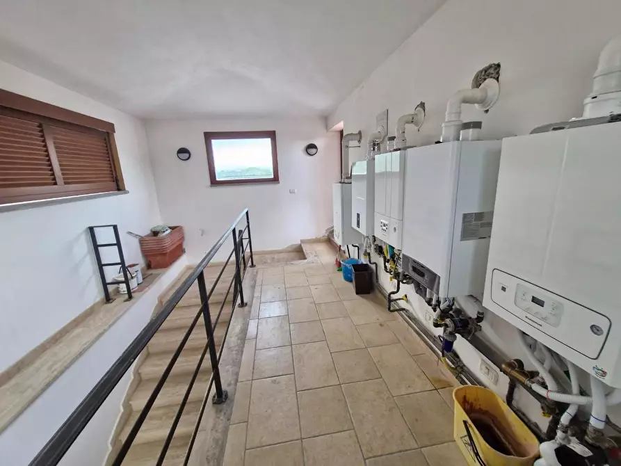 Immagine 36 di Appartamento in vendita  a Campiglia Marittima