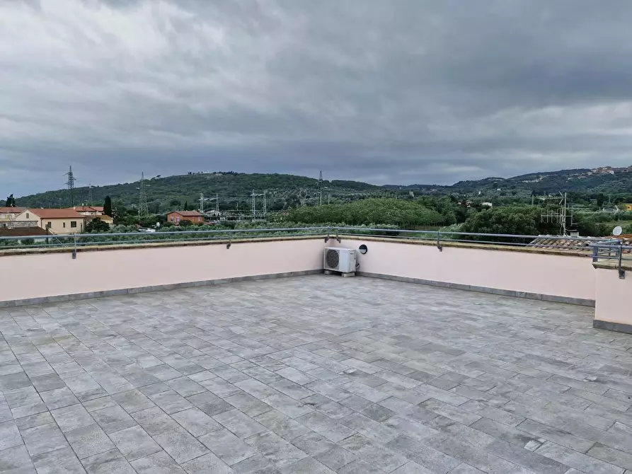 Immagine 37 di Appartamento in vendita  a Campiglia Marittima