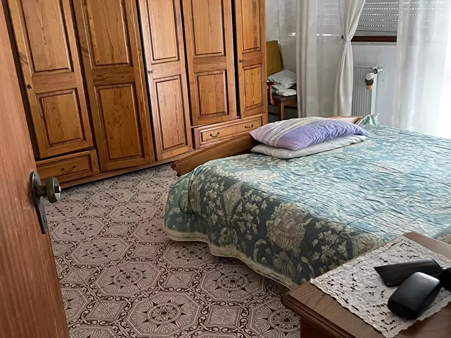 Immagine 4 di Appartamento in vendita  a Carrara