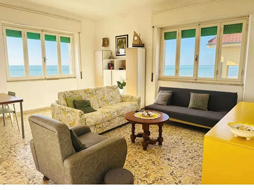 Immagine 3 di Appartamento in vendita  a Castiglione Della Pescaia